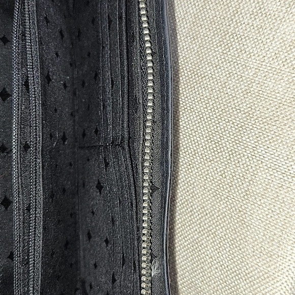 Women's Fossil Black Leather Wallet Clutch Purse - Picture 9 of 9